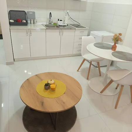 Stan Na Dan Lagator- Loznica